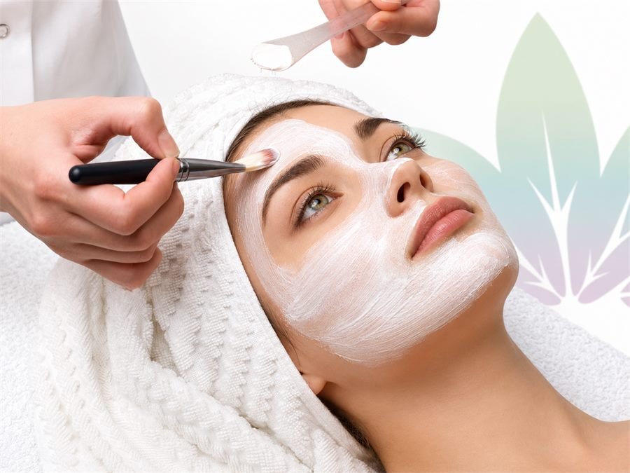 Limpieza facial profunda con mascarilla